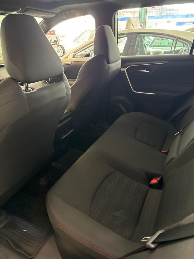 2023 Toyota RAV4 Prime SE [4]