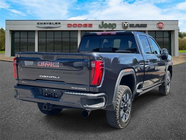 2024 GMC Sierra 3500HD 4WD Crew Cab Standard Bed Denali 2024 GMC Sierra 3500HD 4WD Crew Cab Standard Bed Denali