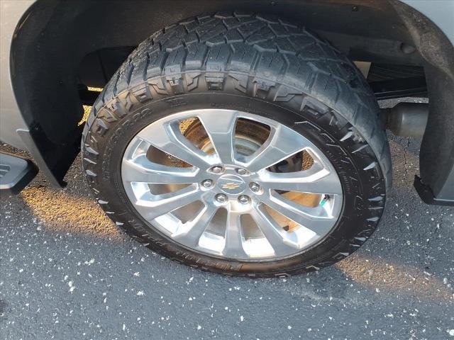 2022 Chevrolet Silverado 1500 4WD Crew Cab Short Bed High Country