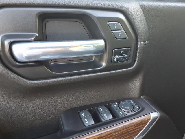 2022 Chevrolet Silverado 1500 4WD Crew Cab Short Bed High Country