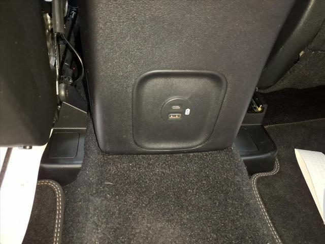 2022 Ford Escape Titanium Hybrid