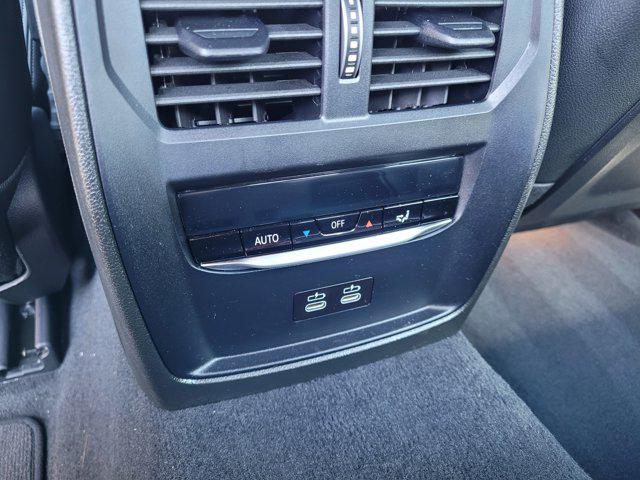 2024 BMW 3 Series 330i xDrive Sedan