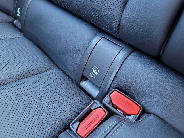 2024 BMW 3 Series 330i xDrive Sedan