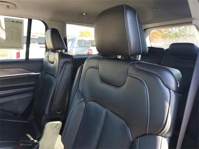 2023 Jeep Grand Cherokee L Limited 4x2