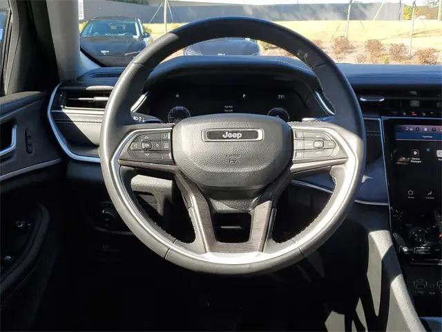 2023 Jeep Grand Cherokee L Limited 4x2