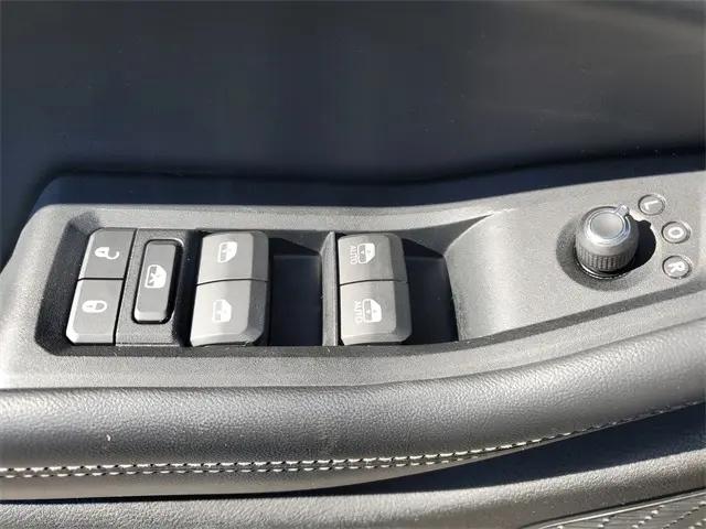 2023 Jeep Grand Cherokee L Limited 4x2