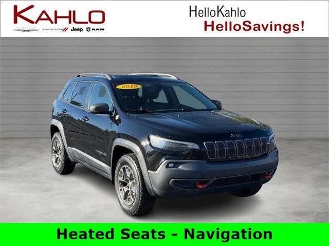 2019 Jeep Cherokee Trailhawk 4x4 2019 Jeep Cherokee Trailhawk 4x4