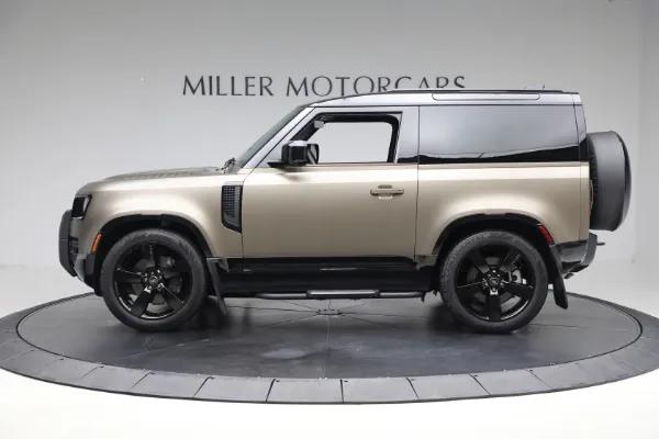 2025 Land Rover Defender 90 P400 X-Dynamic SE