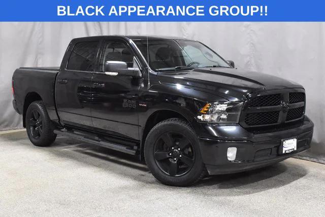 2018 RAM 1500 Big Horn Crew Cab 4x4 57 Box 2018 RAM 1500 Big Horn Crew Cab 4x4 57 Box