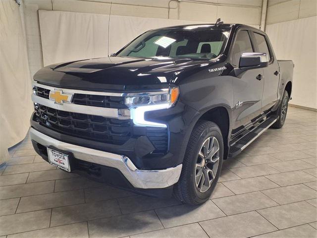 2023 Chevrolet Silverado 1500 4WD Crew Cab Standard Bed LT