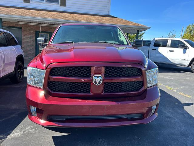 2017 RAM 1500 Express Crew Cab 4x4 57 Box 2017 RAM 1500 Express Crew Cab 4x4 57 Box