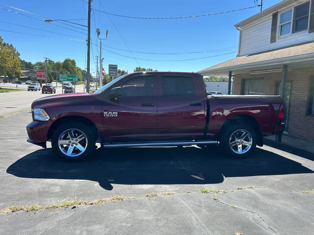 2017 RAM 1500 Express Crew Cab 4x4 57 Box 2017 RAM 1500 Express Crew Cab 4x4 57 Box