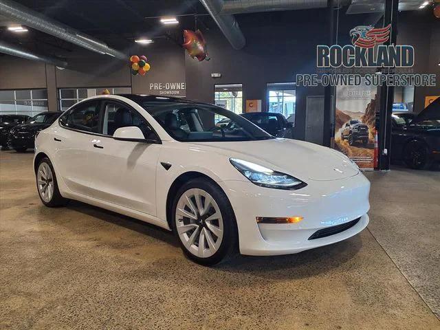 2022 Tesla Model 3 Rear-Wheel Drive