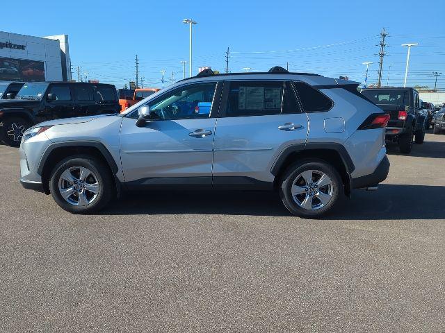 2022 Toyota RAV4 XLE 2022 Toyota RAV4 XLE