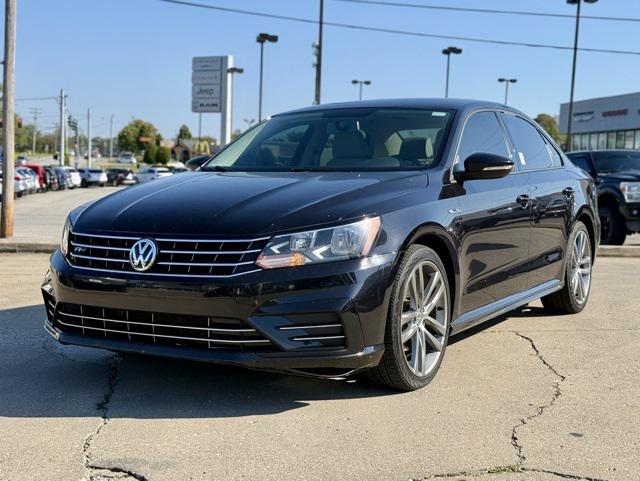 2018 Volkswagen Passat 2.0T R-Line