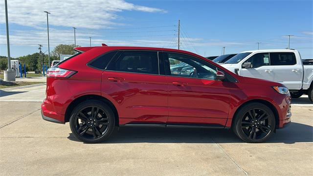2020 Ford Edge ST