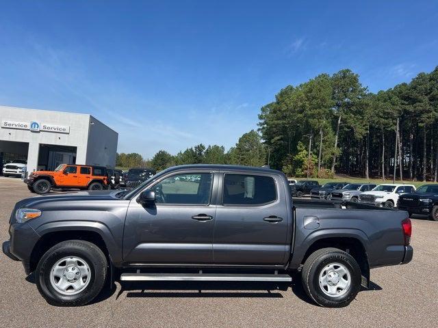 2021 Toyota Tacoma SR 2021 Toyota Tacoma SR