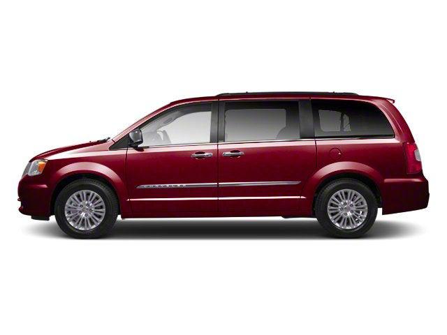 2013 Chrysler Town and Country Touring