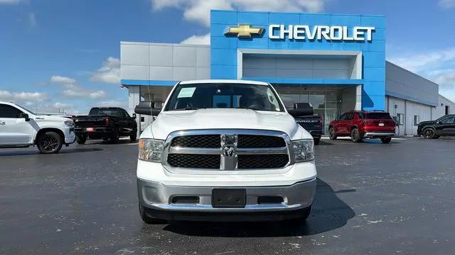 2023 Ram 1500 Classic SLT Crew Cab 4x4 5'7" Box