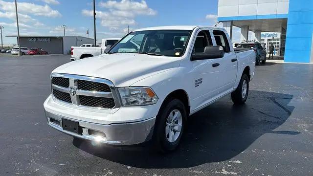 2023 Ram 1500 Classic SLT Crew Cab 4x4 5'7" Box