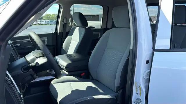 2023 Ram 1500 Classic SLT Crew Cab 4x4 5'7" Box