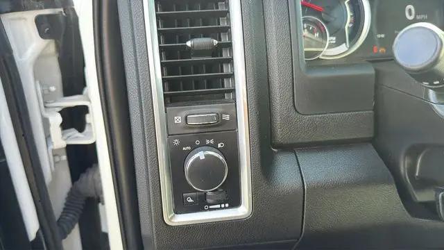 2023 Ram 1500 Classic SLT Crew Cab 4x4 5'7" Box