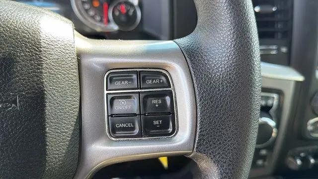 2023 Ram 1500 Classic SLT Crew Cab 4x4 5'7" Box