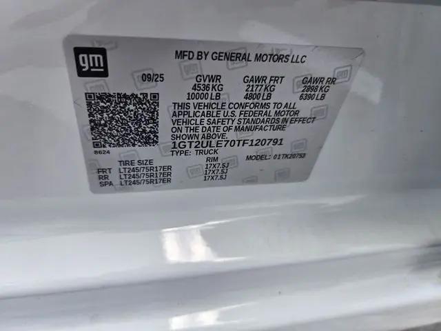 2026 GMC Sierra 2500HD Double Cab, Standard Bed, Pro, RWD