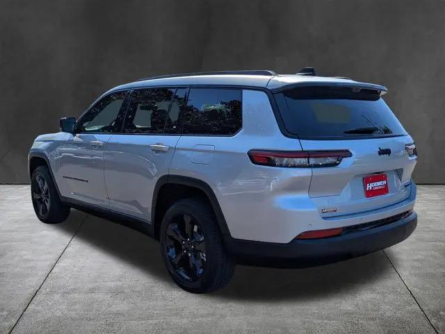 2025 Jeep Grand Cherokee L Limited 4x2