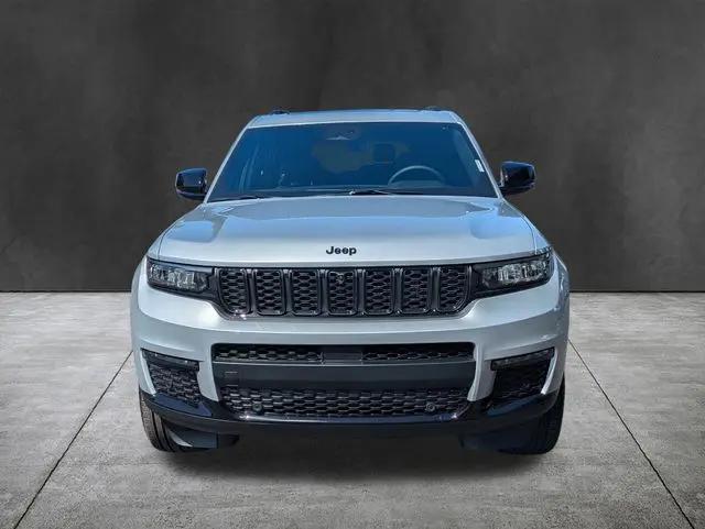 2025 Jeep Grand Cherokee L Limited 4x2