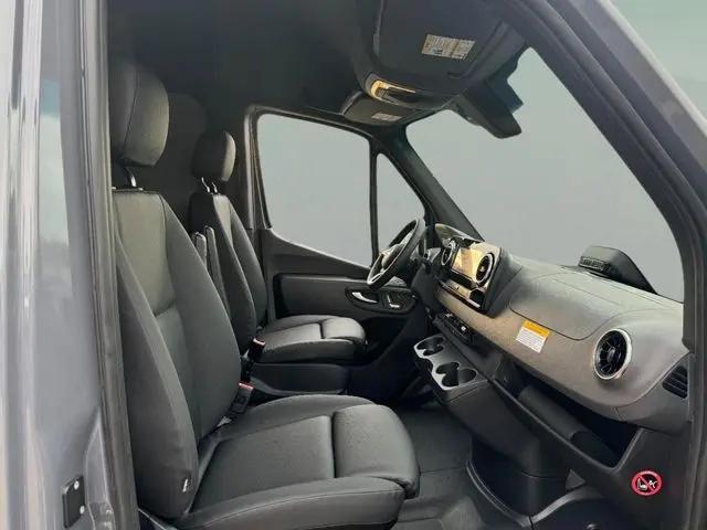 2025 Mercedes-Benz Sprinter 2500 High Roof 4-Cyl Diesel HO
