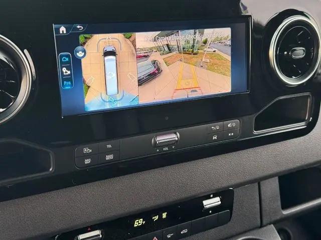 2025 Mercedes-Benz Sprinter 2500 High Roof 4-Cyl Diesel HO