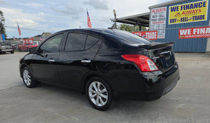 2015 Nissan Versa 1.6 SL