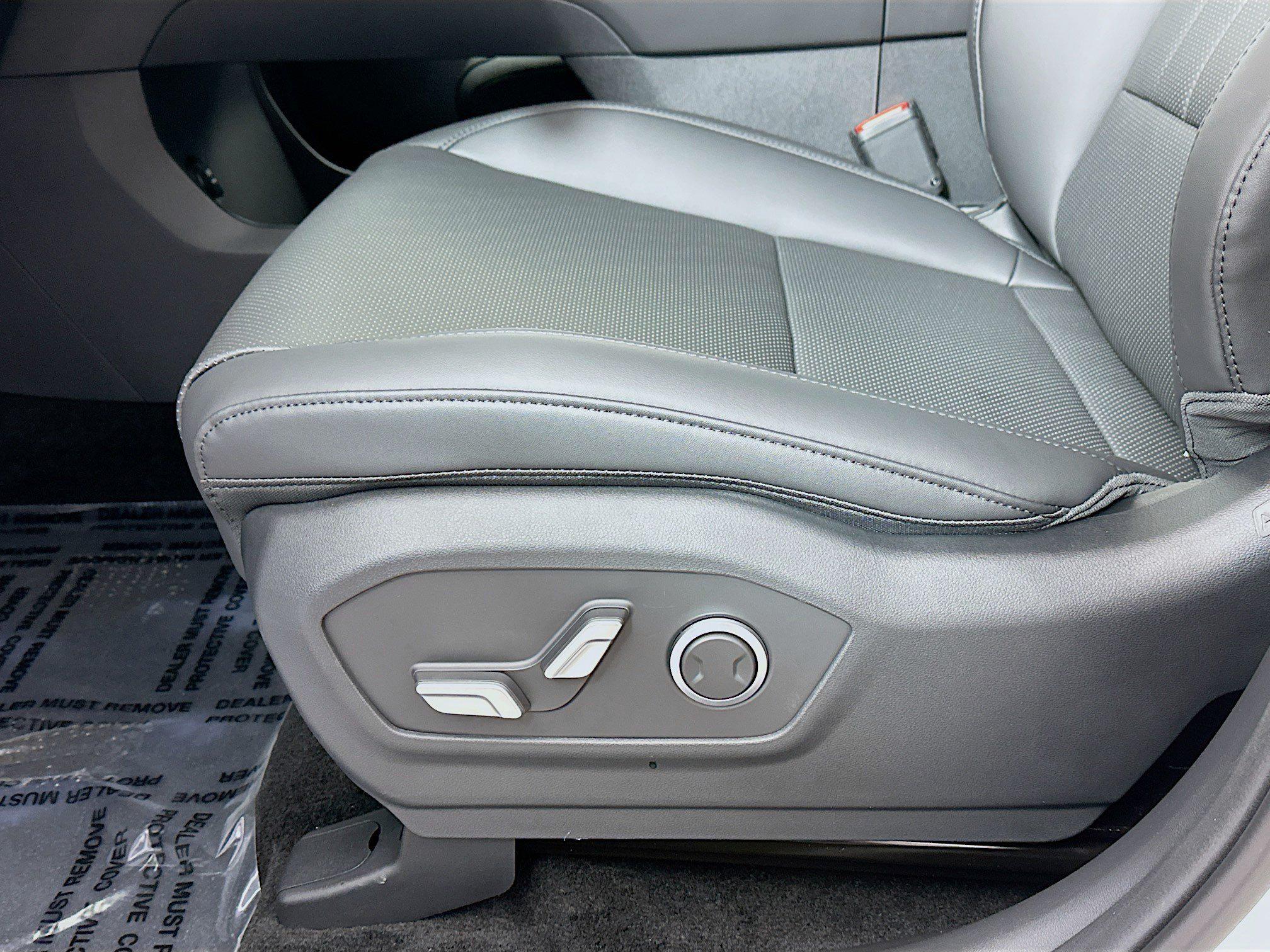 2026 Hyundai Santa Fe SEL - Photo 18