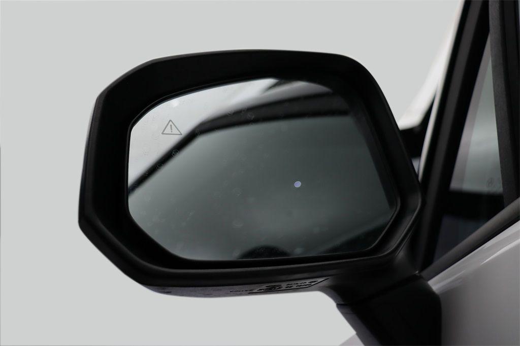 2026 Hyundai Santa Fe SE - Photo 4
