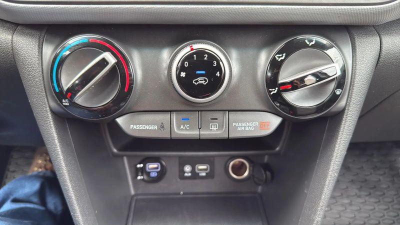 2020 Hyundai Kona SE