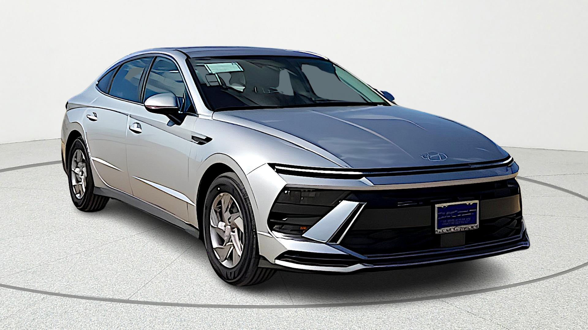 2026 Hyundai Sonata SE's photo