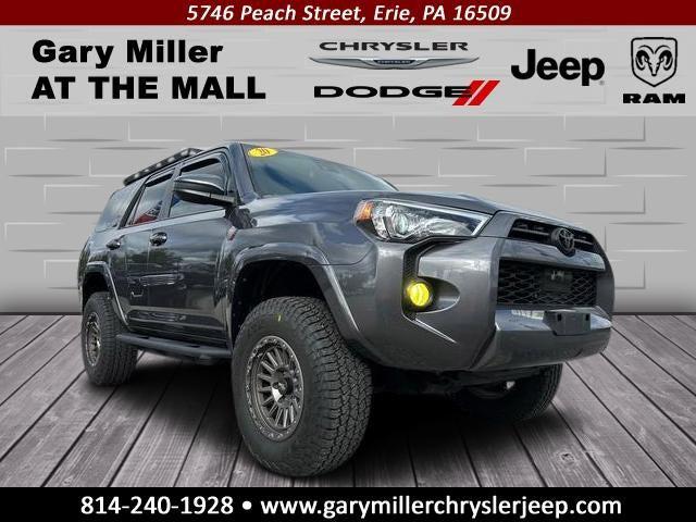 2020 Toyota 4Runner SR5 2020 Toyota 4Runner SR5