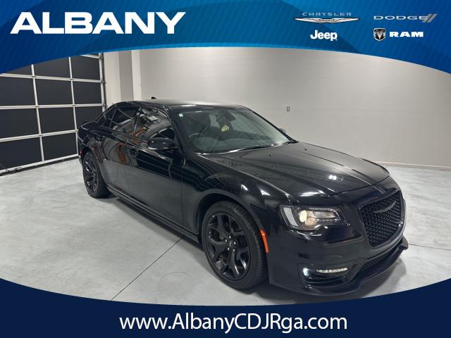 2022 Chrysler 300 Touring L