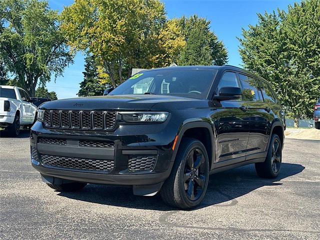 2023 Jeep Grand Cherokee L Altitude 4x4 2023 Jeep Grand Cherokee L Altitude 4x4