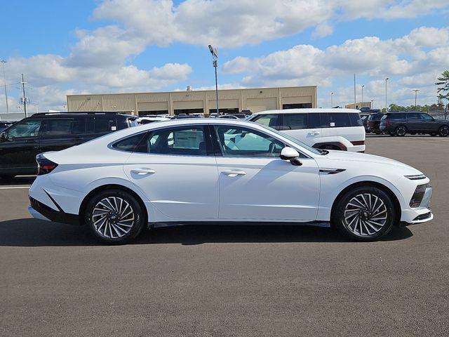 2026 Hyundai Sonata Hybrid Limited