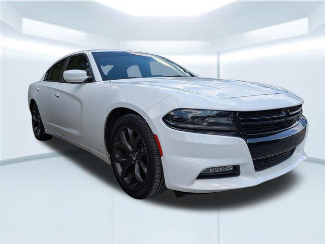 2017 Dodge Charger SXT RWD