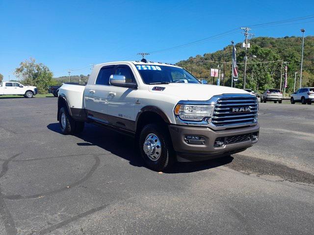2022 RAM 3500 Limited Longhorn Mega Cab 4x4 64 Box 2022 RAM 3500 Limited Longhorn Mega Cab 4x4 64 Box