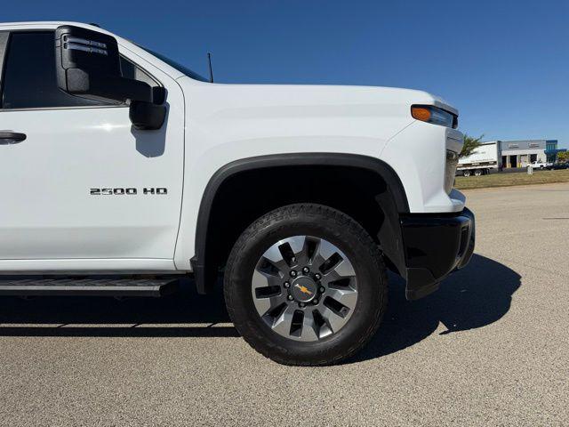 2024 Chevrolet Silverado 2500HD 4WD Crew Cab Standard Bed Custom