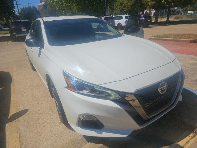 2021 Nissan Altima SR FWD