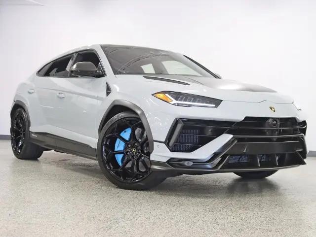 2023 Lamborghini Urus Performante