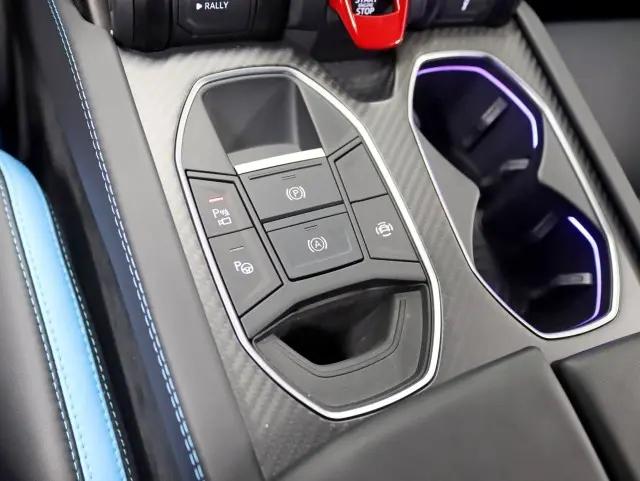 2023 Lamborghini Urus Performante