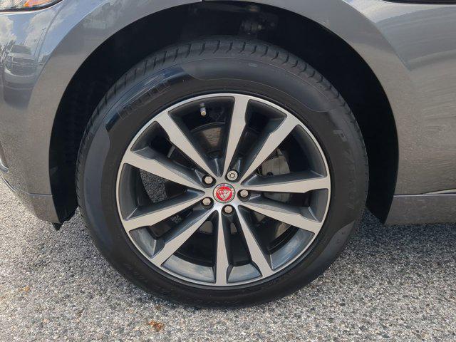 2018 Jaguar F-PACE 25t R-Sport