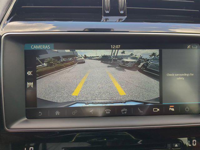 2018 Jaguar F-PACE 25t R-Sport