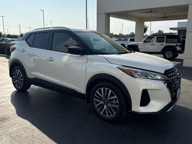 2022 Nissan Kicks SV Xtronic CVT